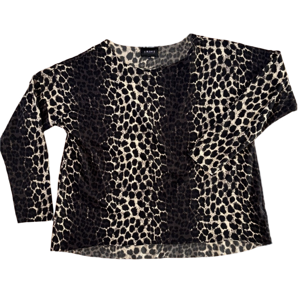 Liberté Essentiel Leopard Print Top Size Large/XL